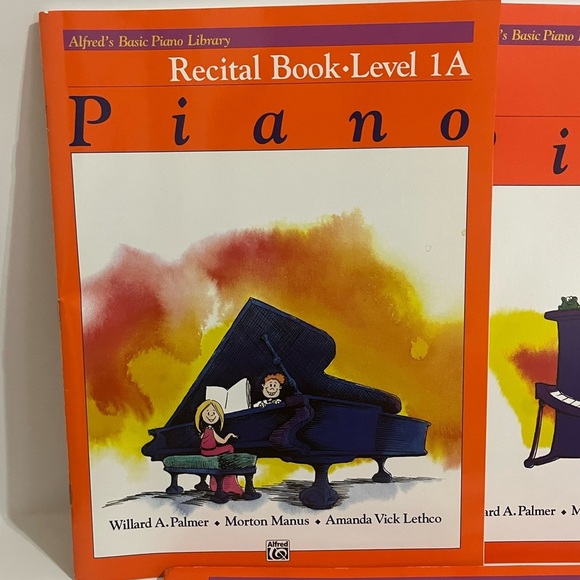 Alfred’s Basic Piano Library Recital, Theory and Lesson Books-Pre-owned - Picture 2 of 8